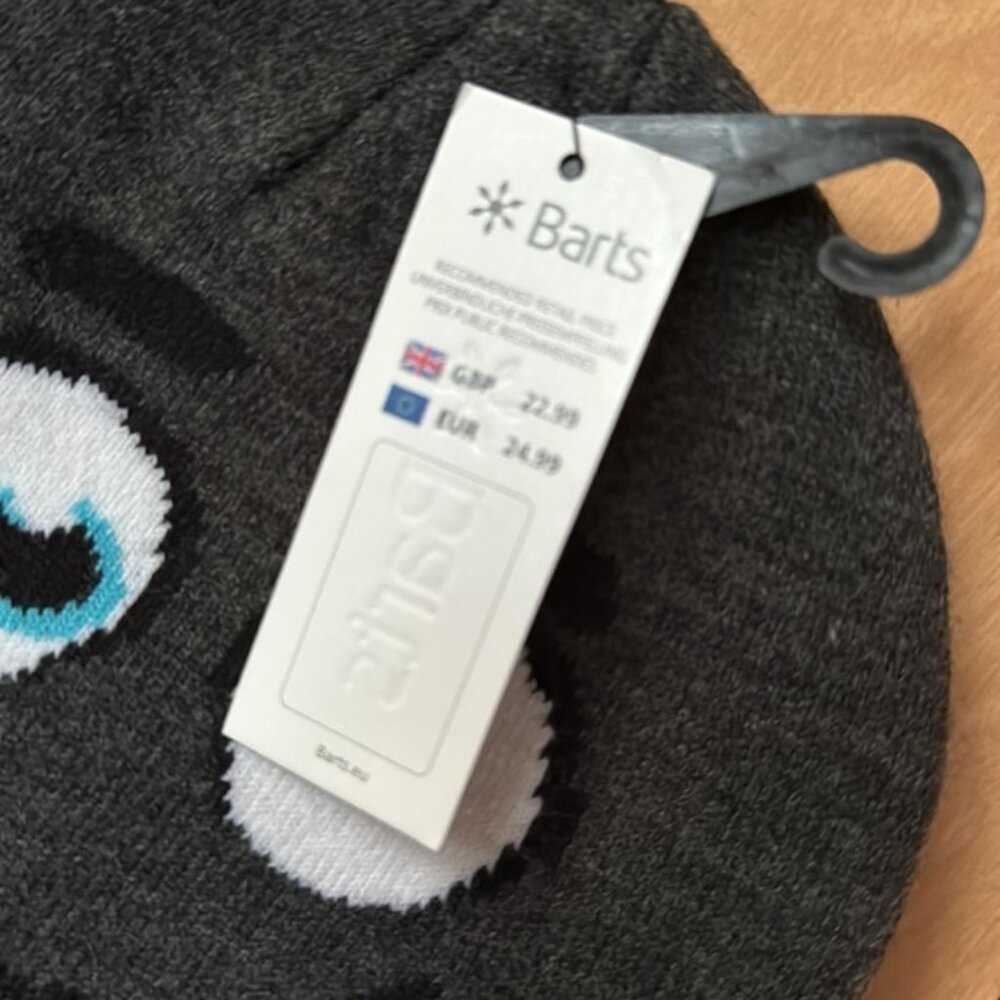 Barts winter hat - Picture 2 of 3